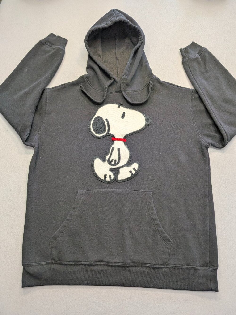 Peanuts Snoopy Sherpa Hoodie Black Men's Medium Pullover Sweatshirt